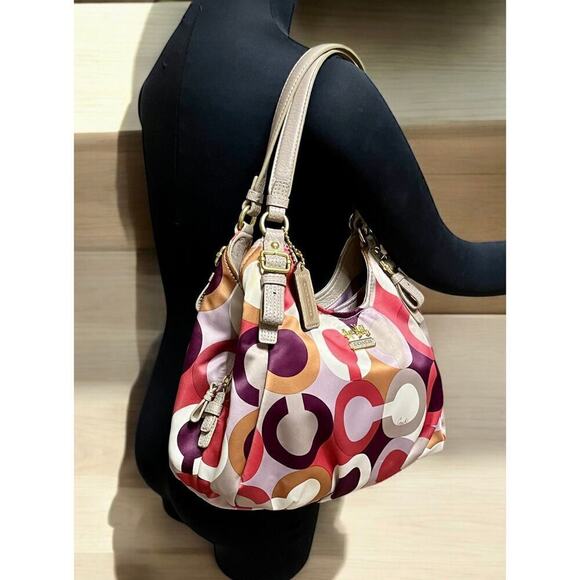 Coach 18764 Madison Op Art Maggie Shoulder Bag & Matching Key Chain Cardholder - Picture 10 of 15